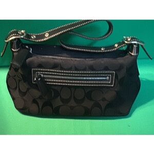 Vintage Coach Black mono Jacquard Signature shoulder bag